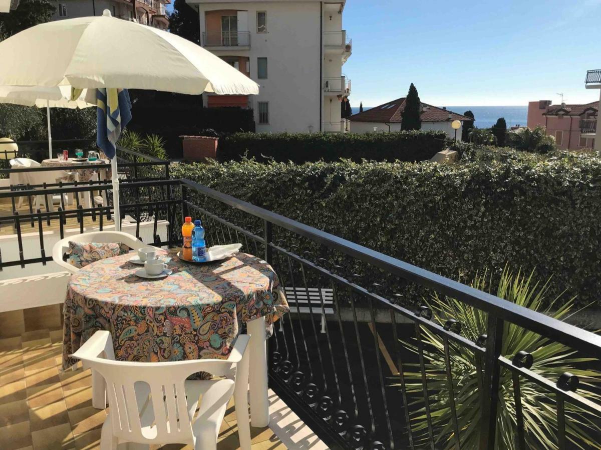 Residence Mare Verde Pietra Ligure Exteriér fotografie